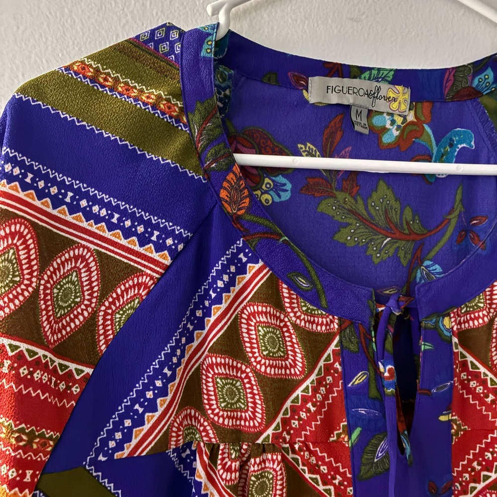 Colorful Geometric Patterned Tunic Top - Picture 2 of 3